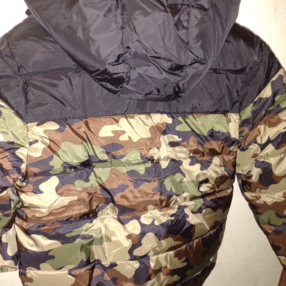Levi"s Hooded Jacket - Picture 5 of 6